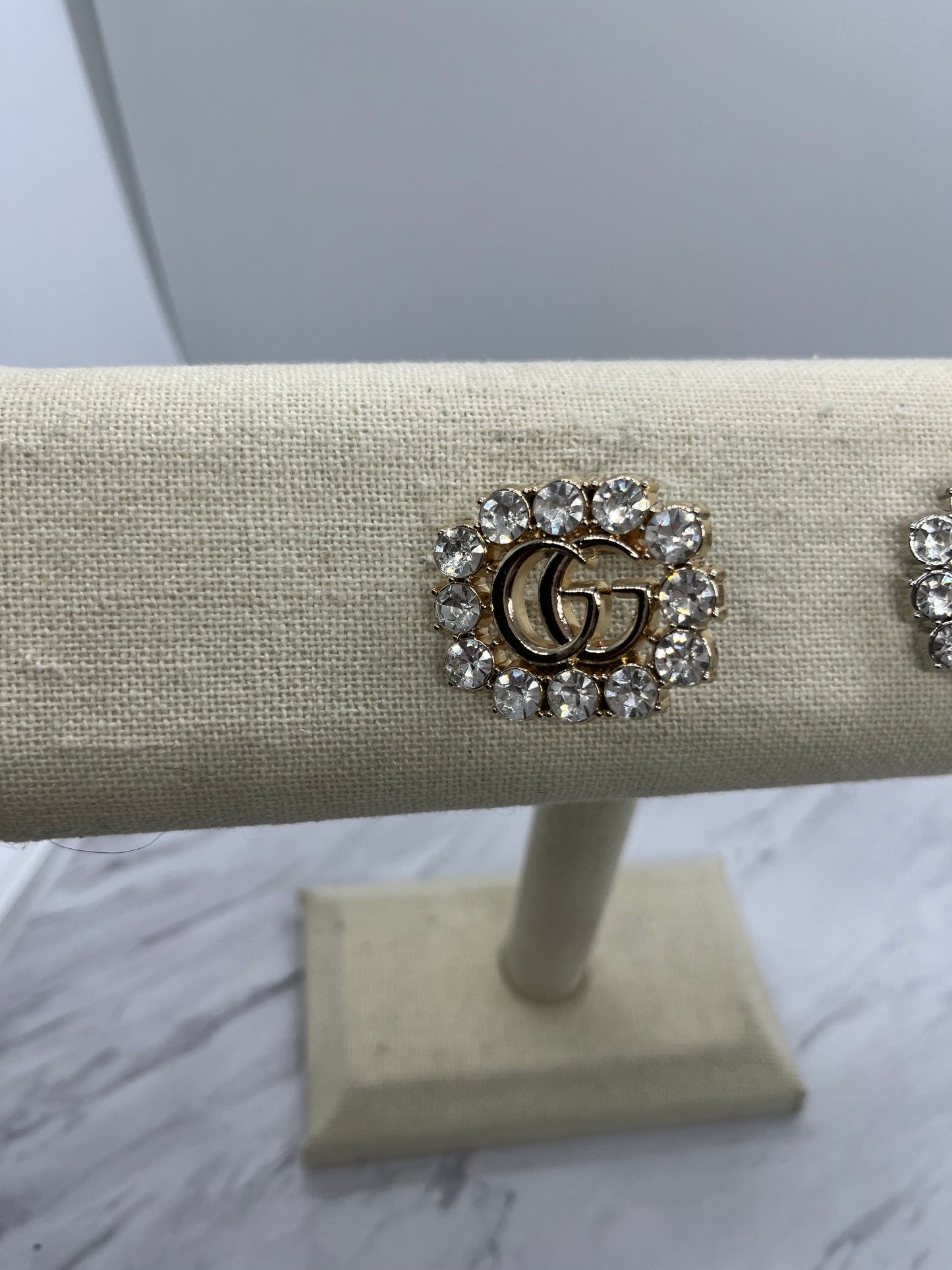 Designer brooches Luxury
