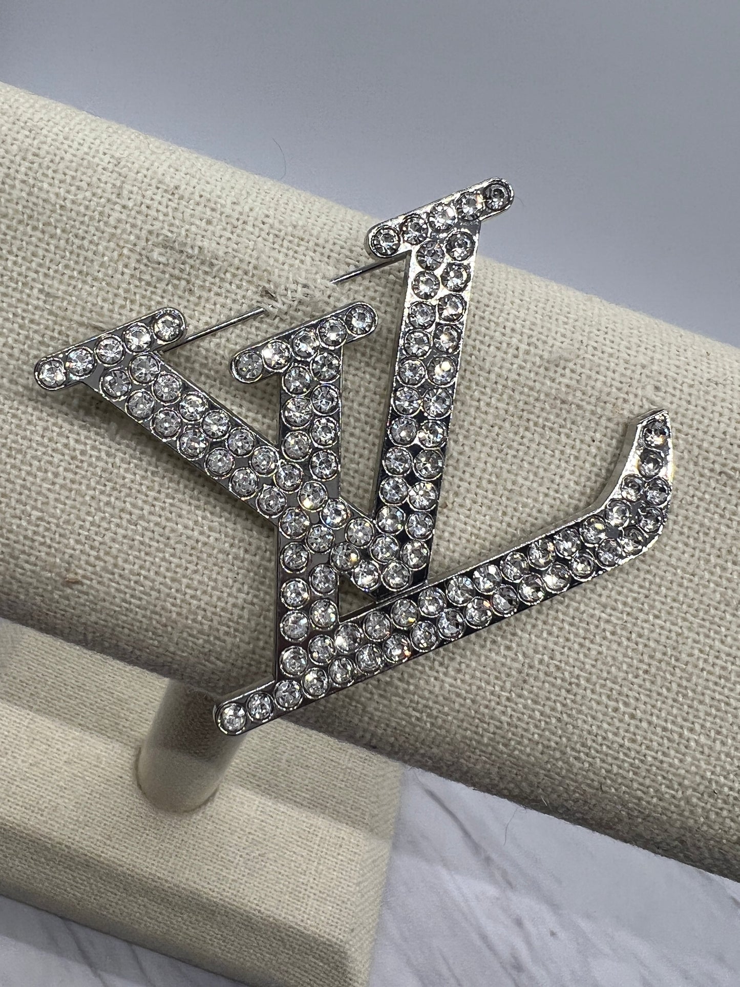 Designer brooches Luxury