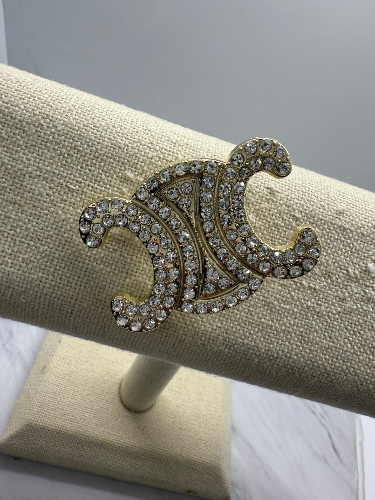 Brooches unique