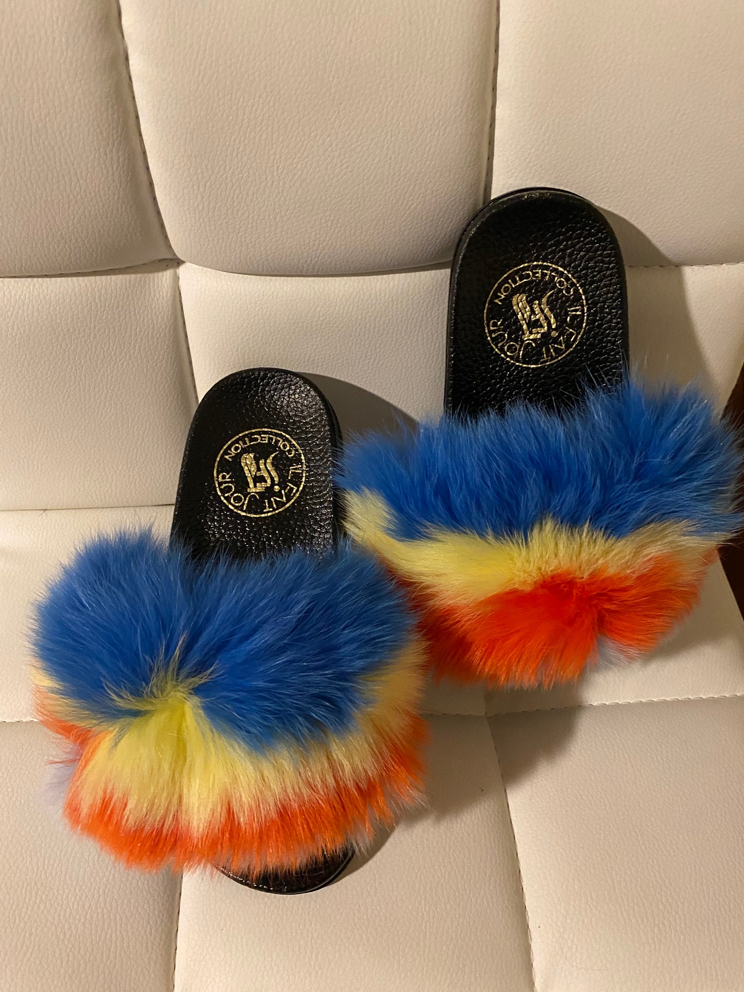 Slide Color random Final Sale