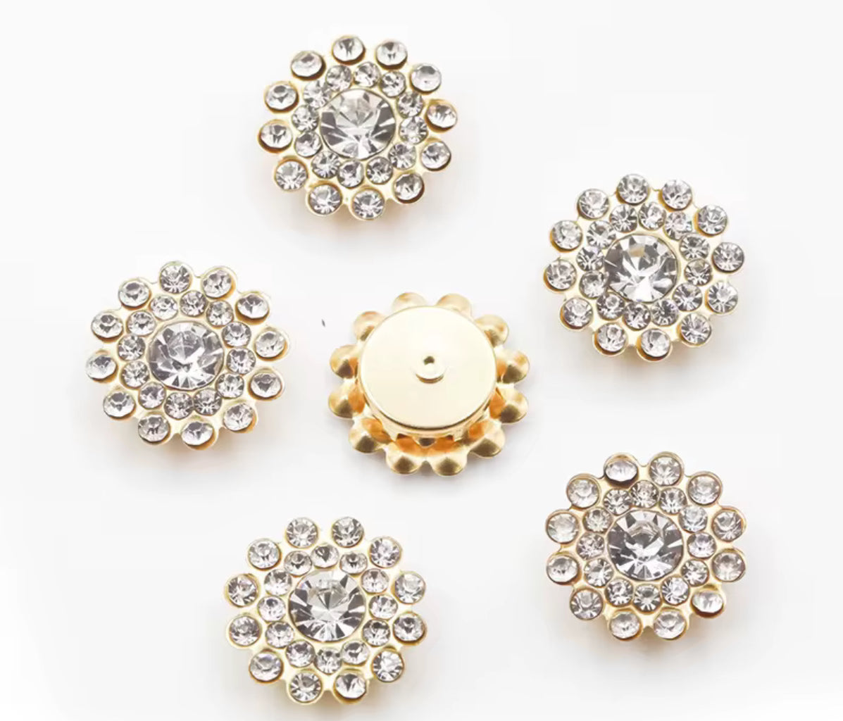 Flower Shape Stones Booti Pack, Sequence work Stone Buti Craft Stone Flower for Embroidery Clothes, Blouse, Dress Décor 12 mm Supply 200 pcs