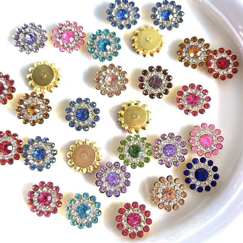 Flower Shape Stones Booti Pack, Sequence work Stone Buti Craft Stone Flower for Embroidery Clothes, Blouse, Dress Décor 12 mm Supply 200 pcs
