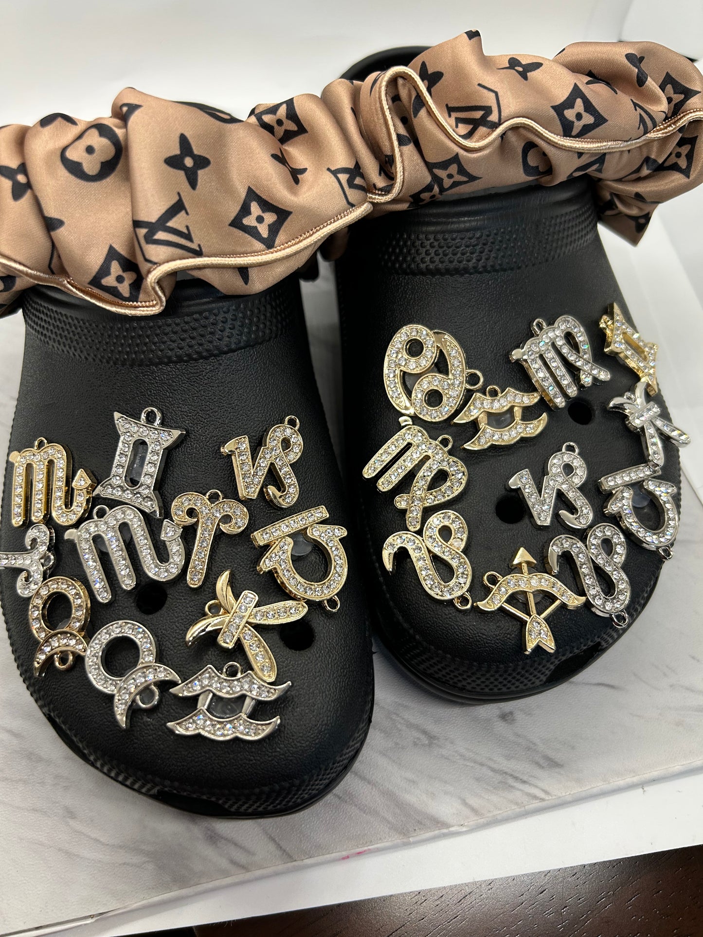 GOLD & SILVER Zodiac metal shoe charms