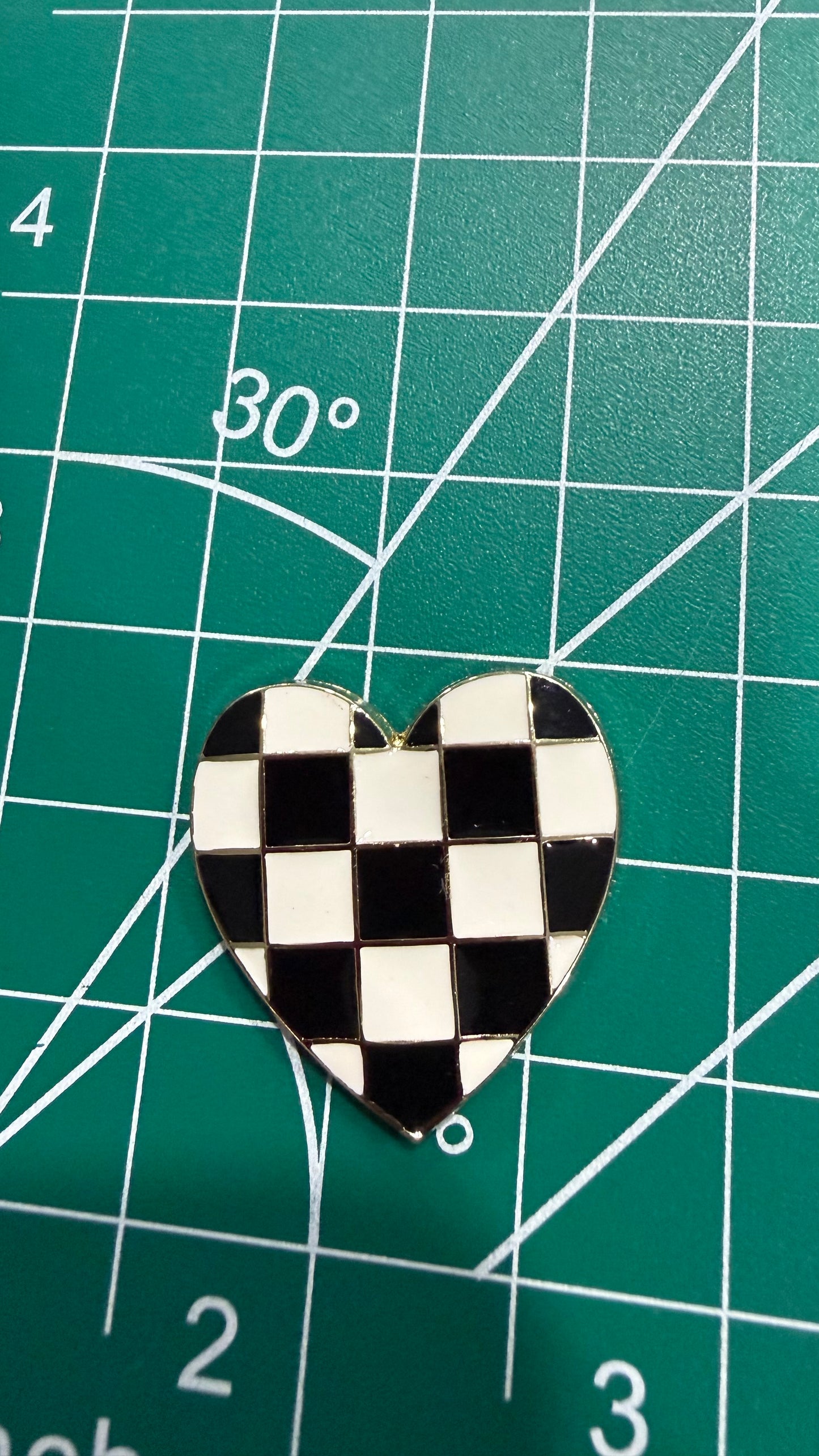 Luxury flat back charms C 3