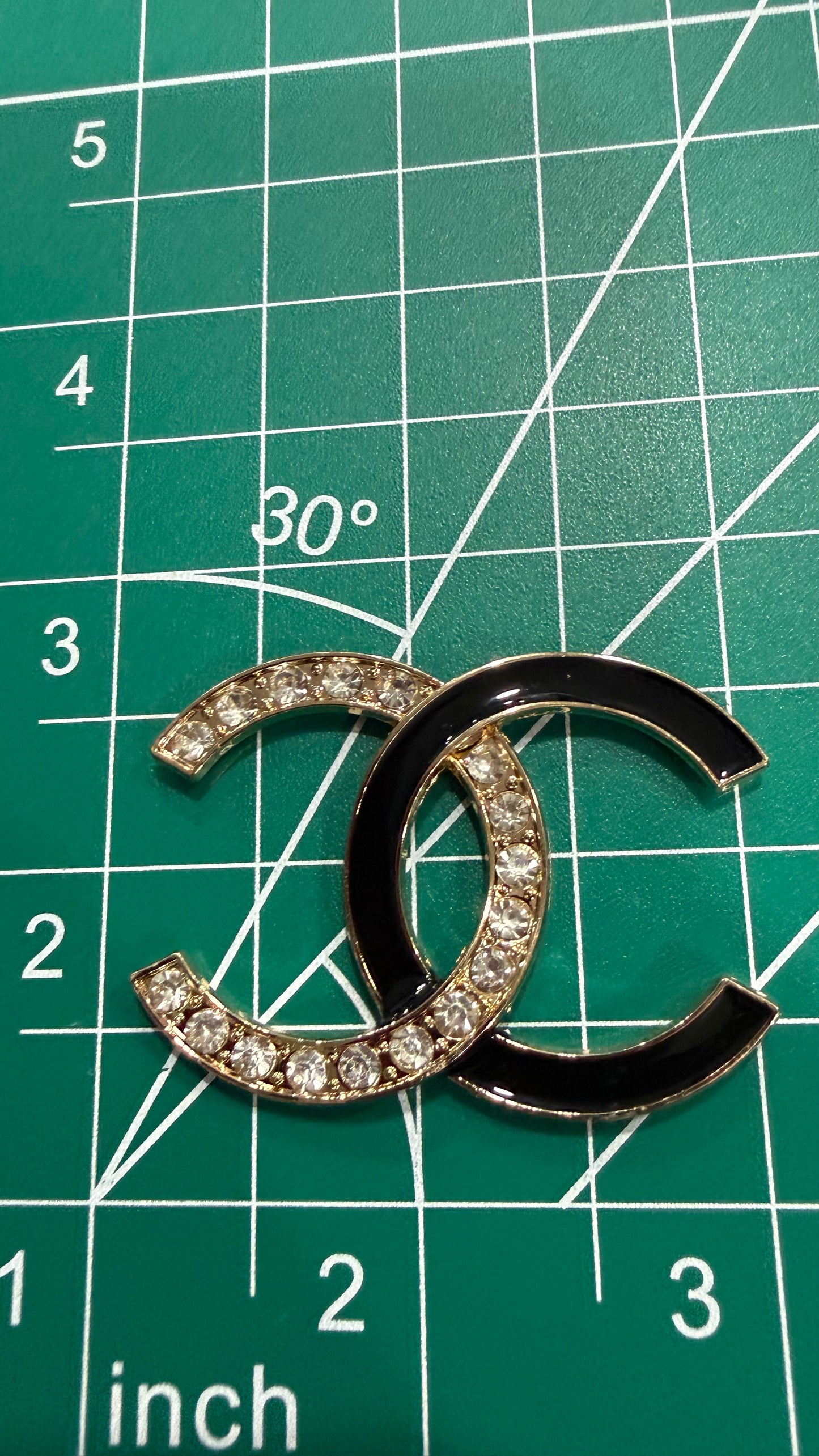 Luxury flat back charms