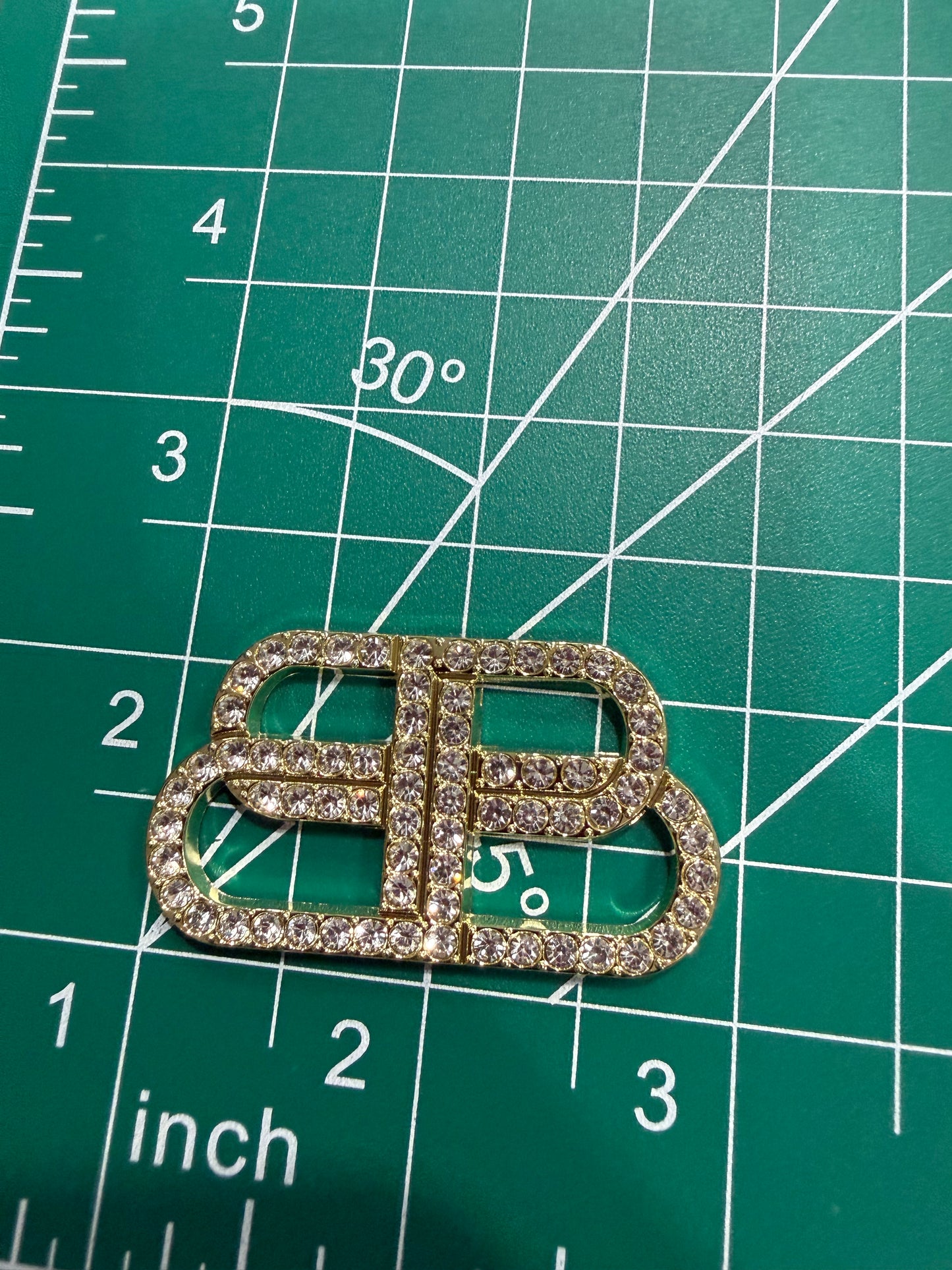 Luxury flat back charms Dio