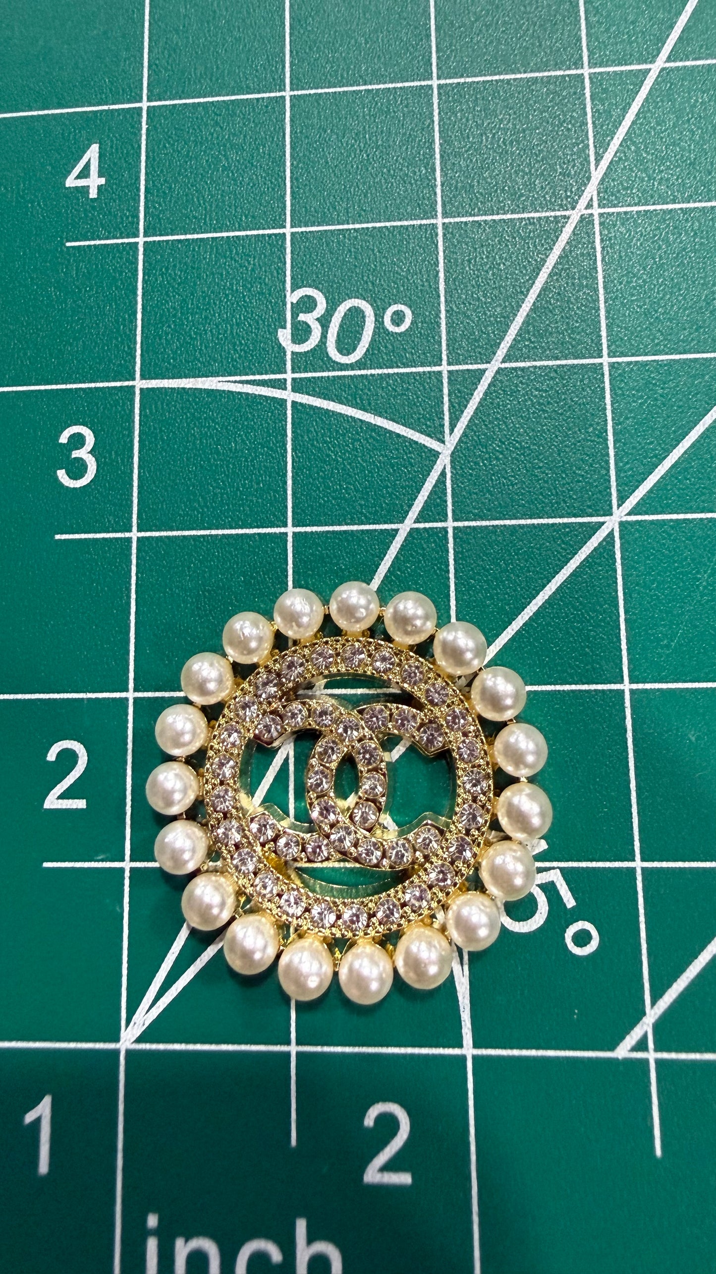 Luxury flat back charms