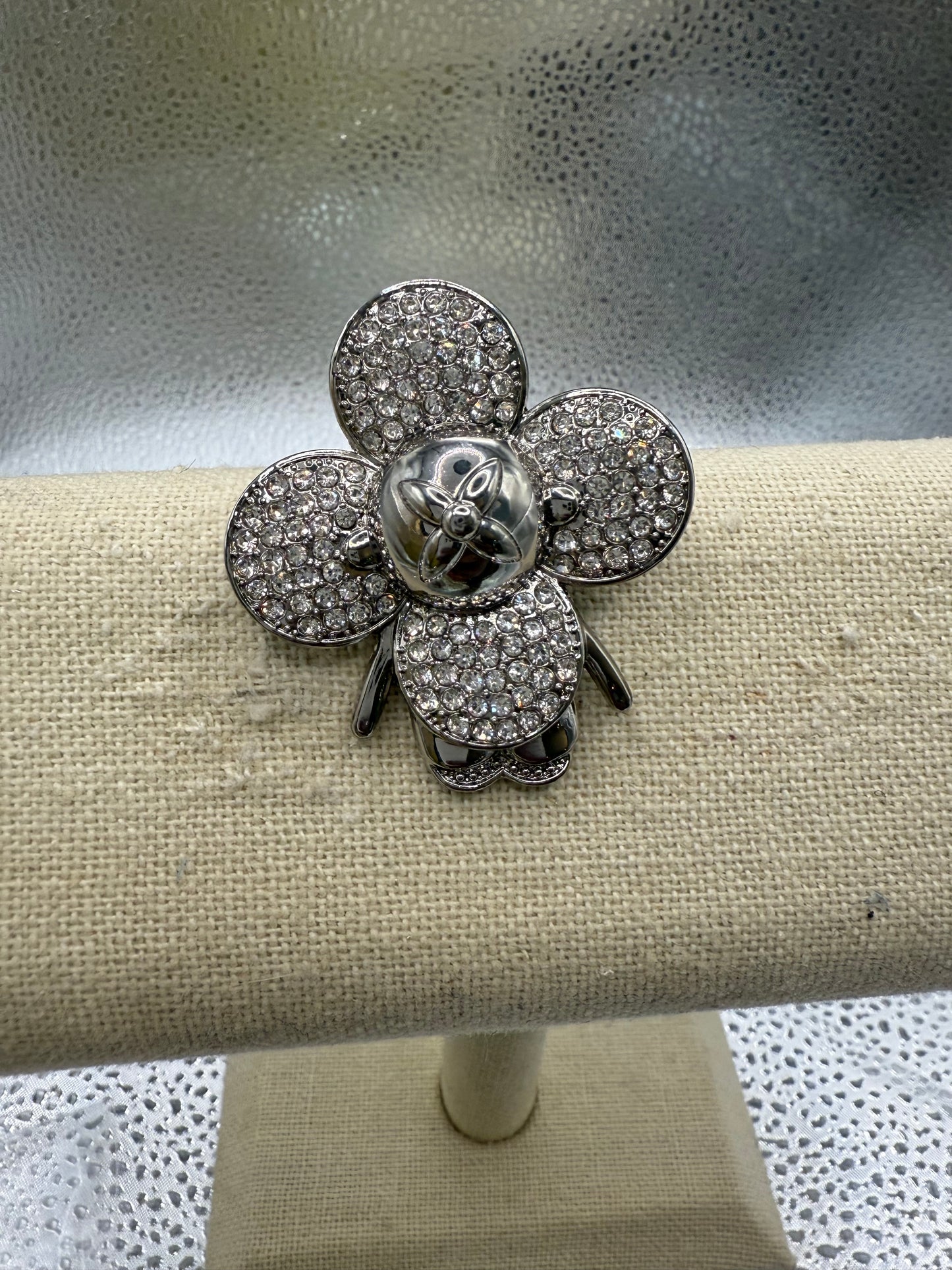 Luxury brooches
