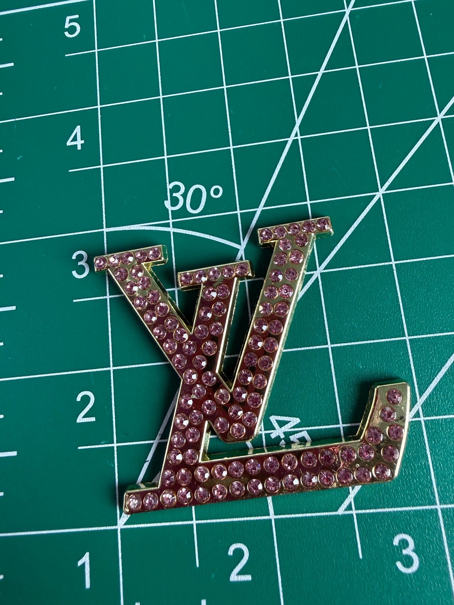 Luxury flat back designer charms