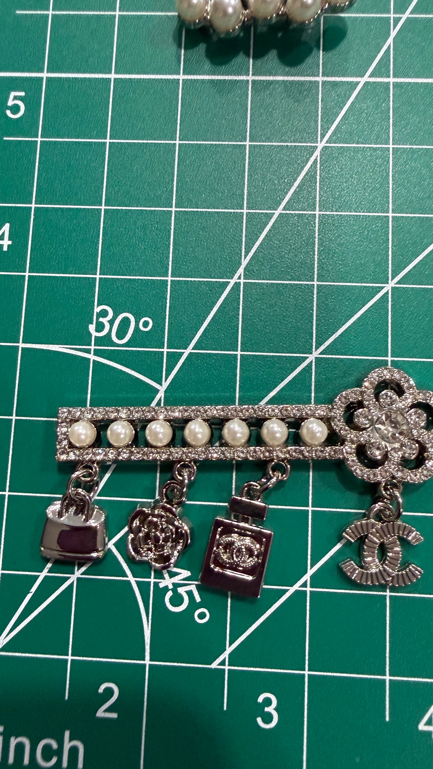 Luxury flat back charms