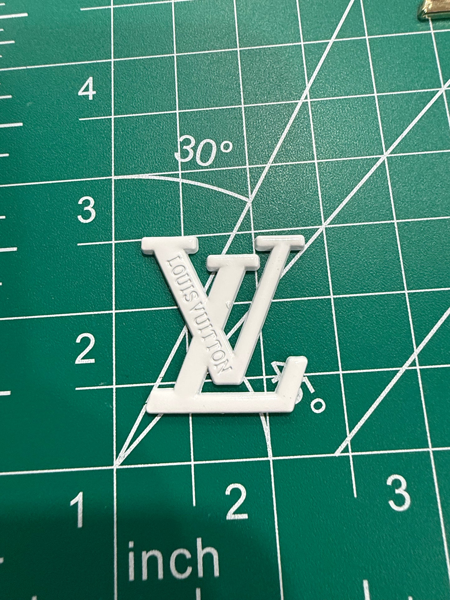 Luxury flat back charms L