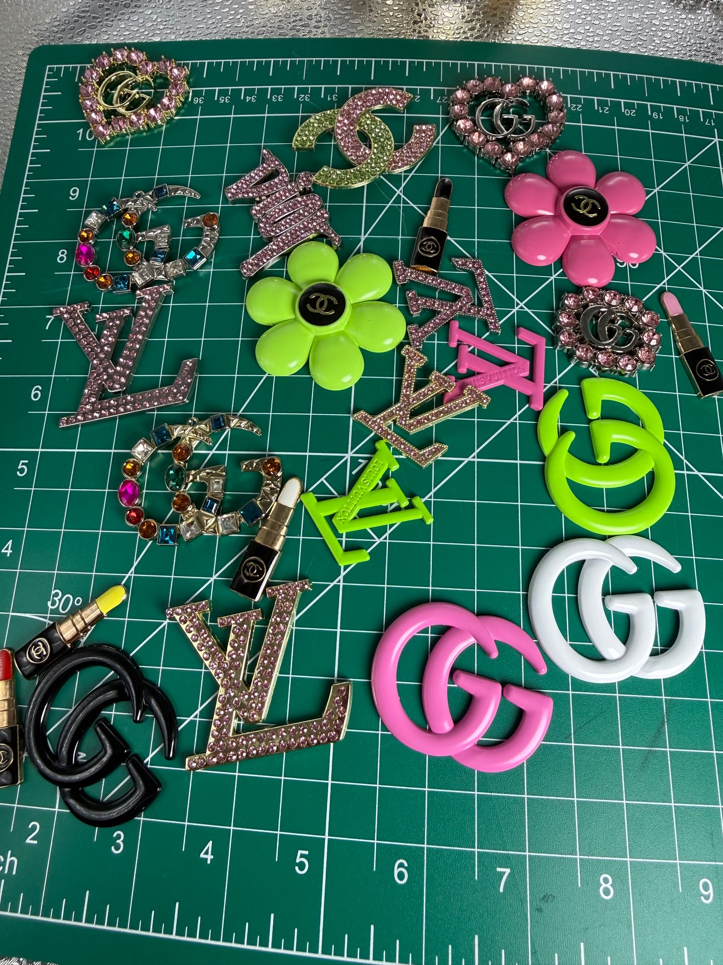 Luxury flat back designer charms