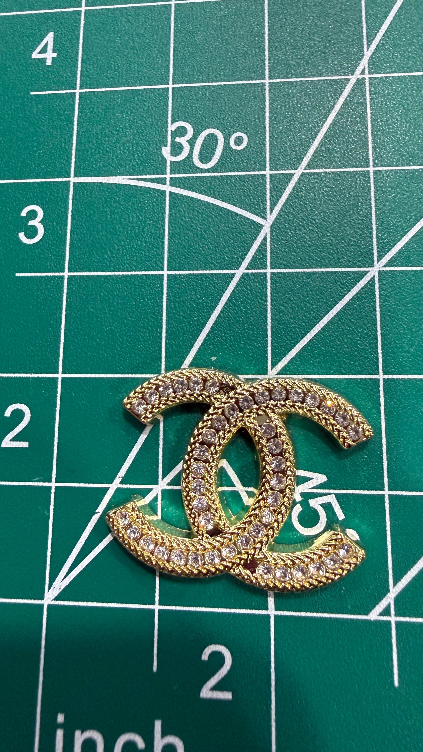 Luxury flat back charms