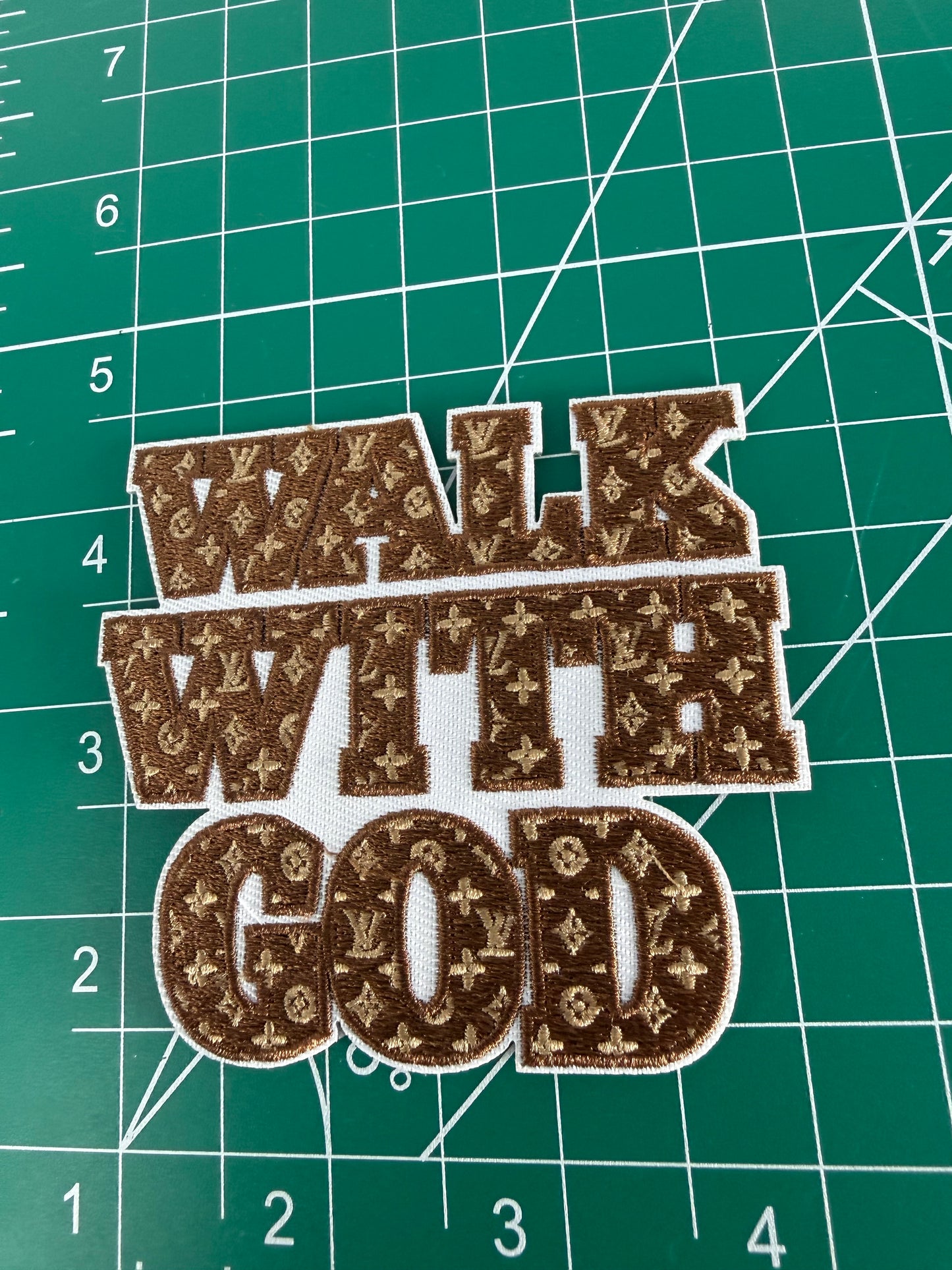 Luxe Exclusive patch