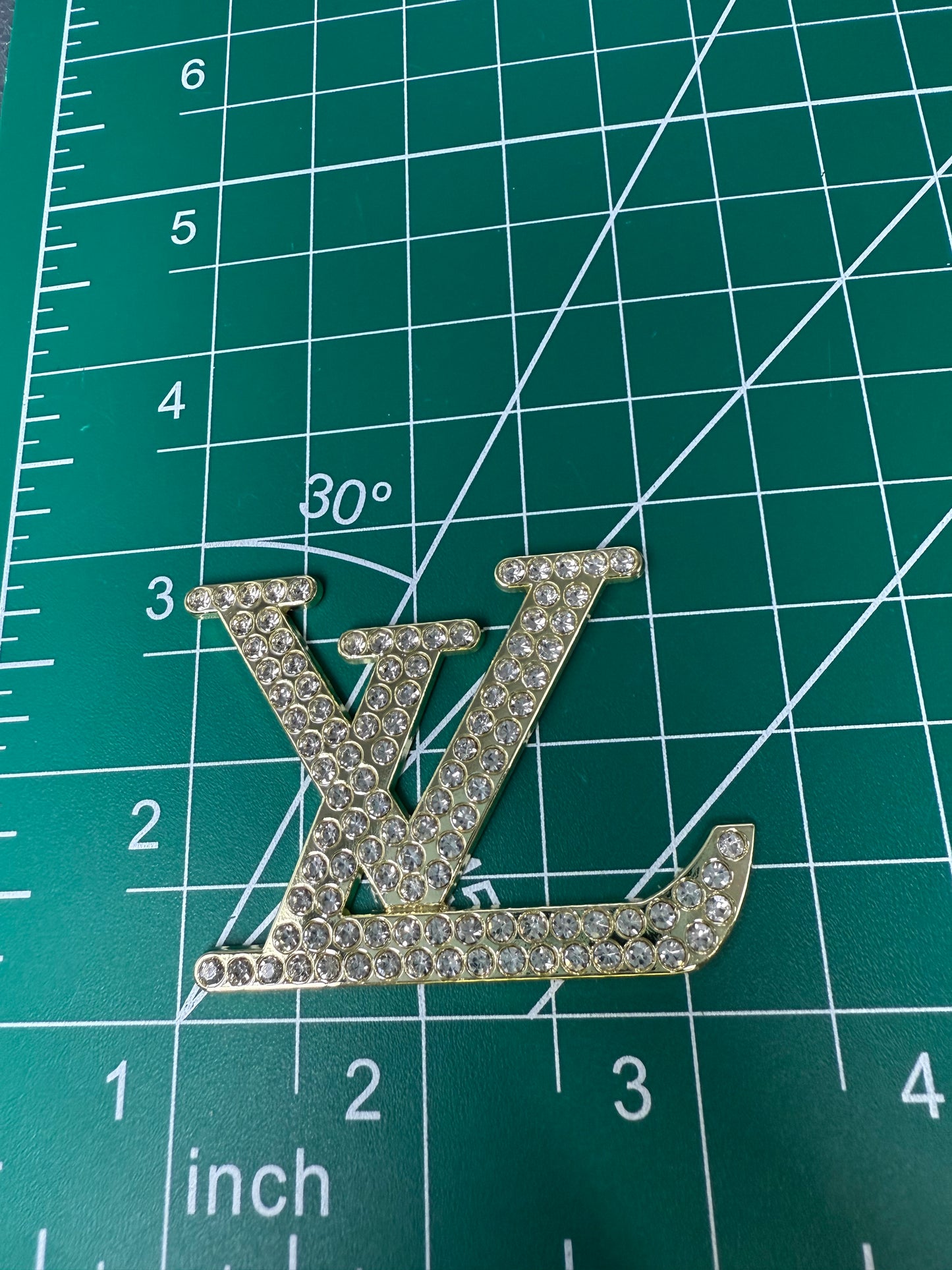 Luxury flat back charms