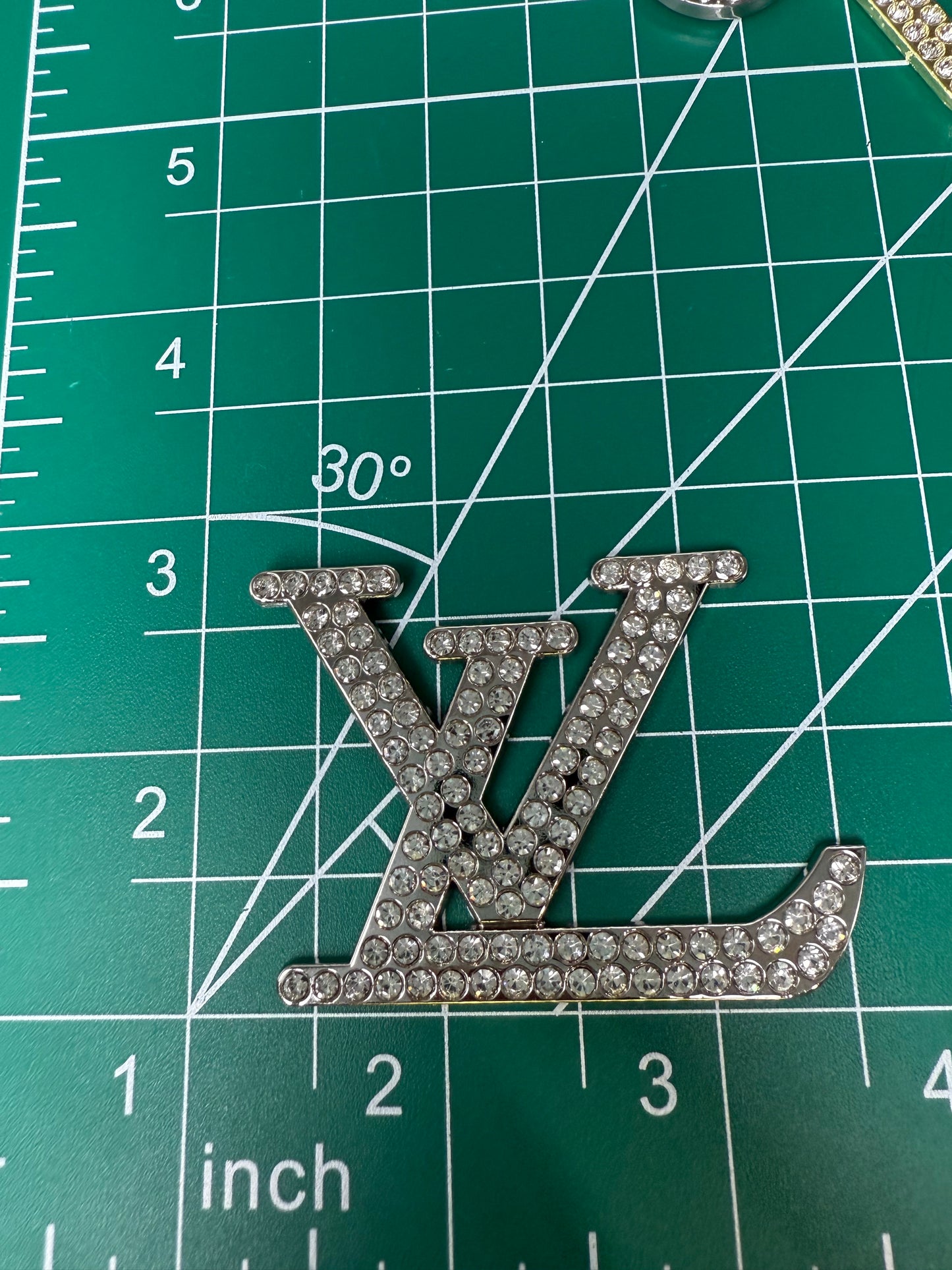 Luxury flat back charms