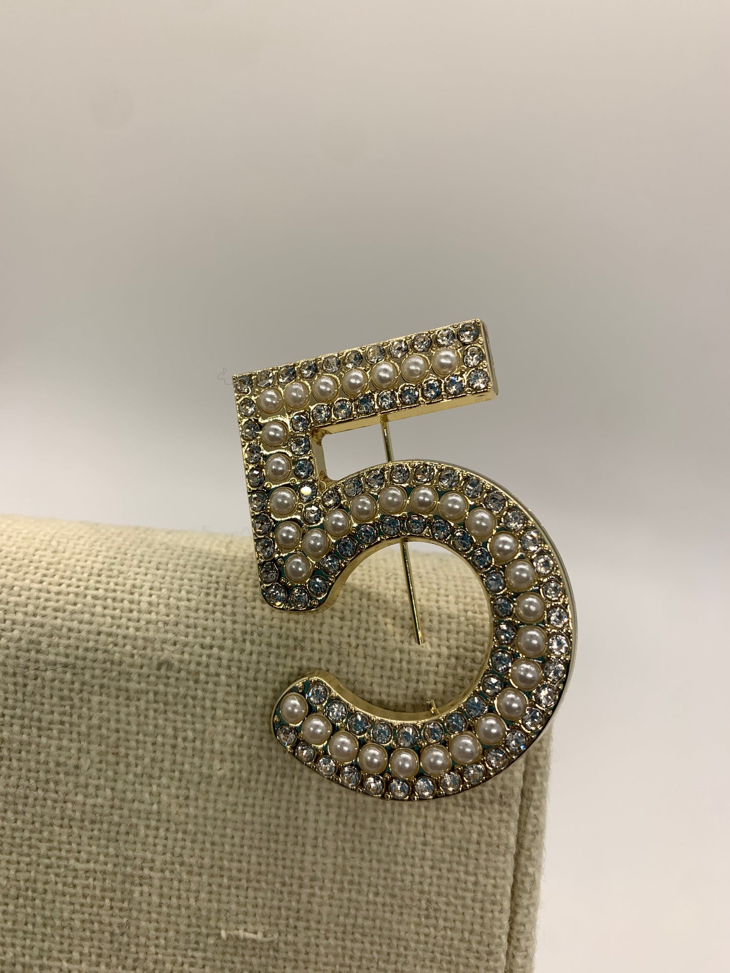 Designer brooches Luxury