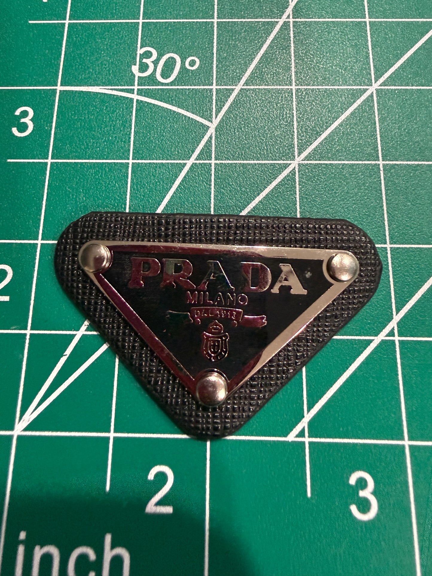 Luxury flat back charms c and Pra