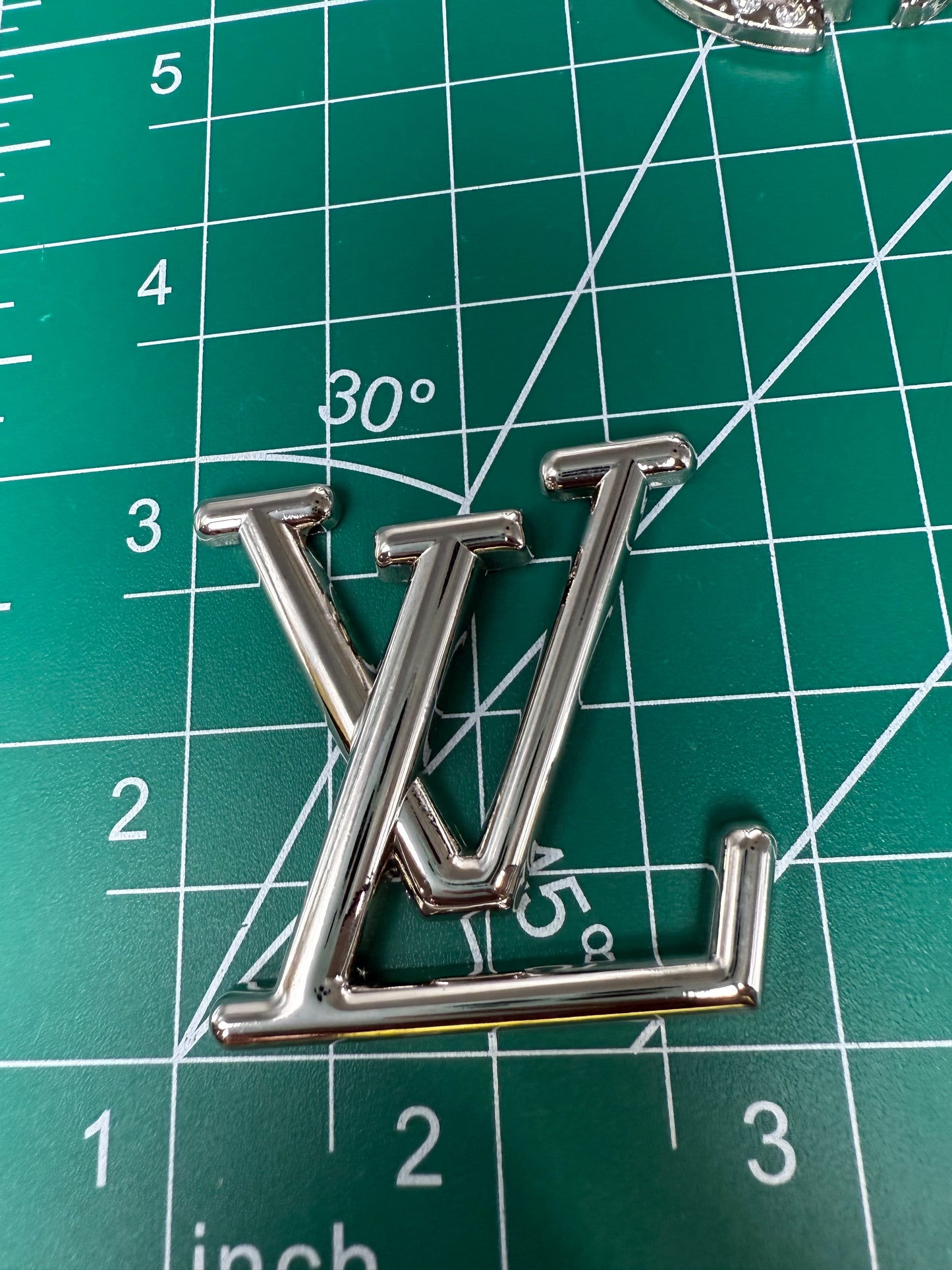 Luxury flat back charms