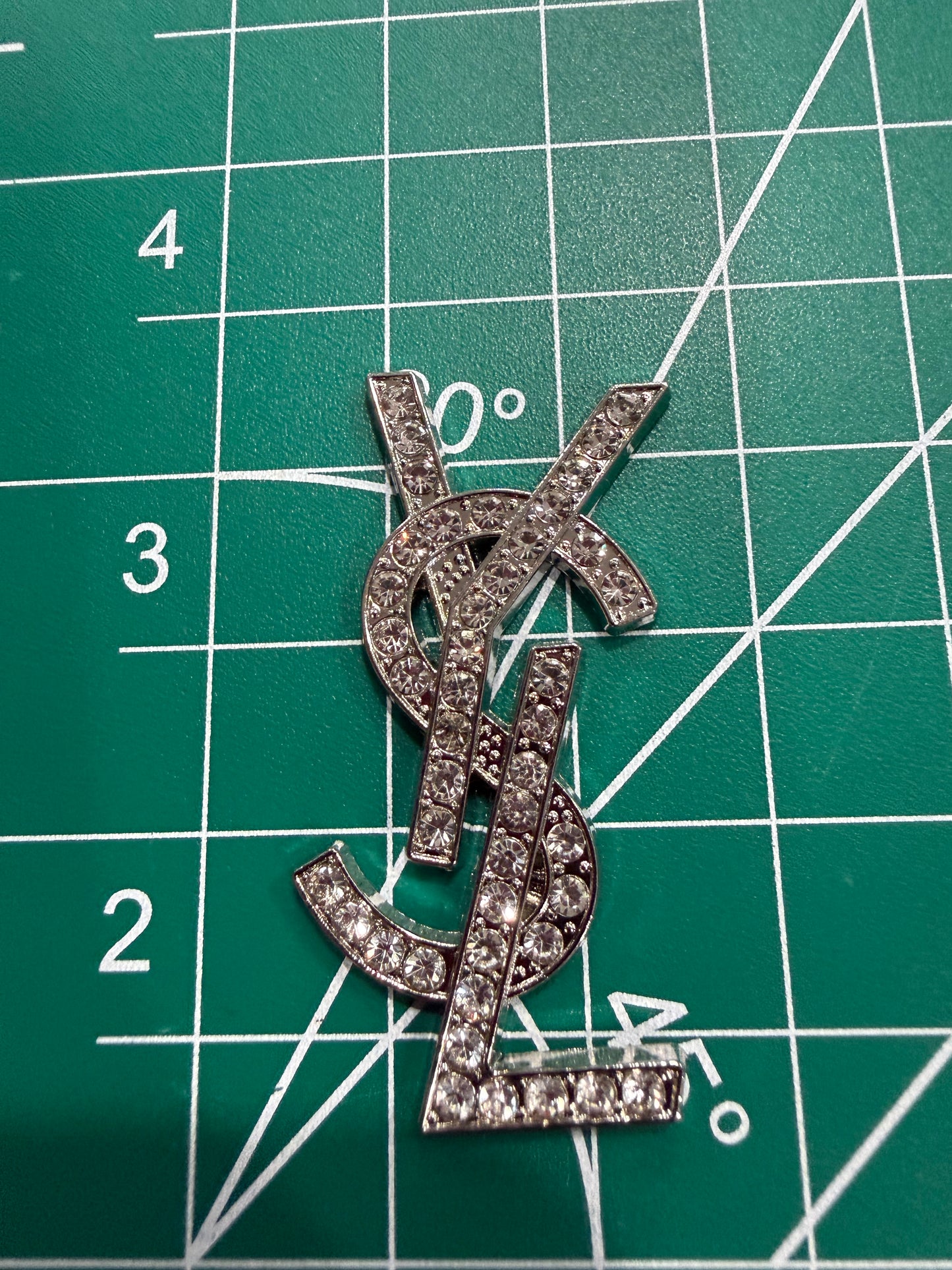 Luxury flat back charms Dio