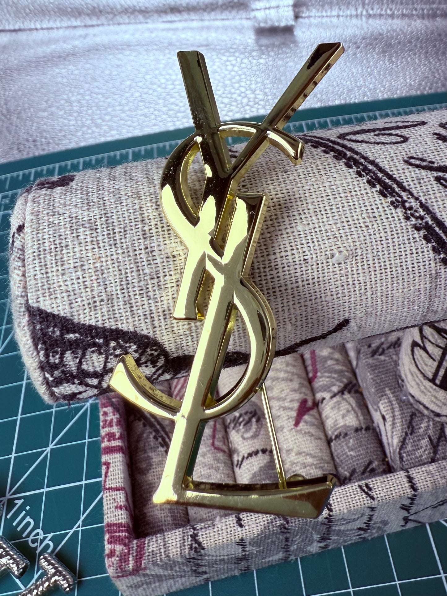 Brooches unique