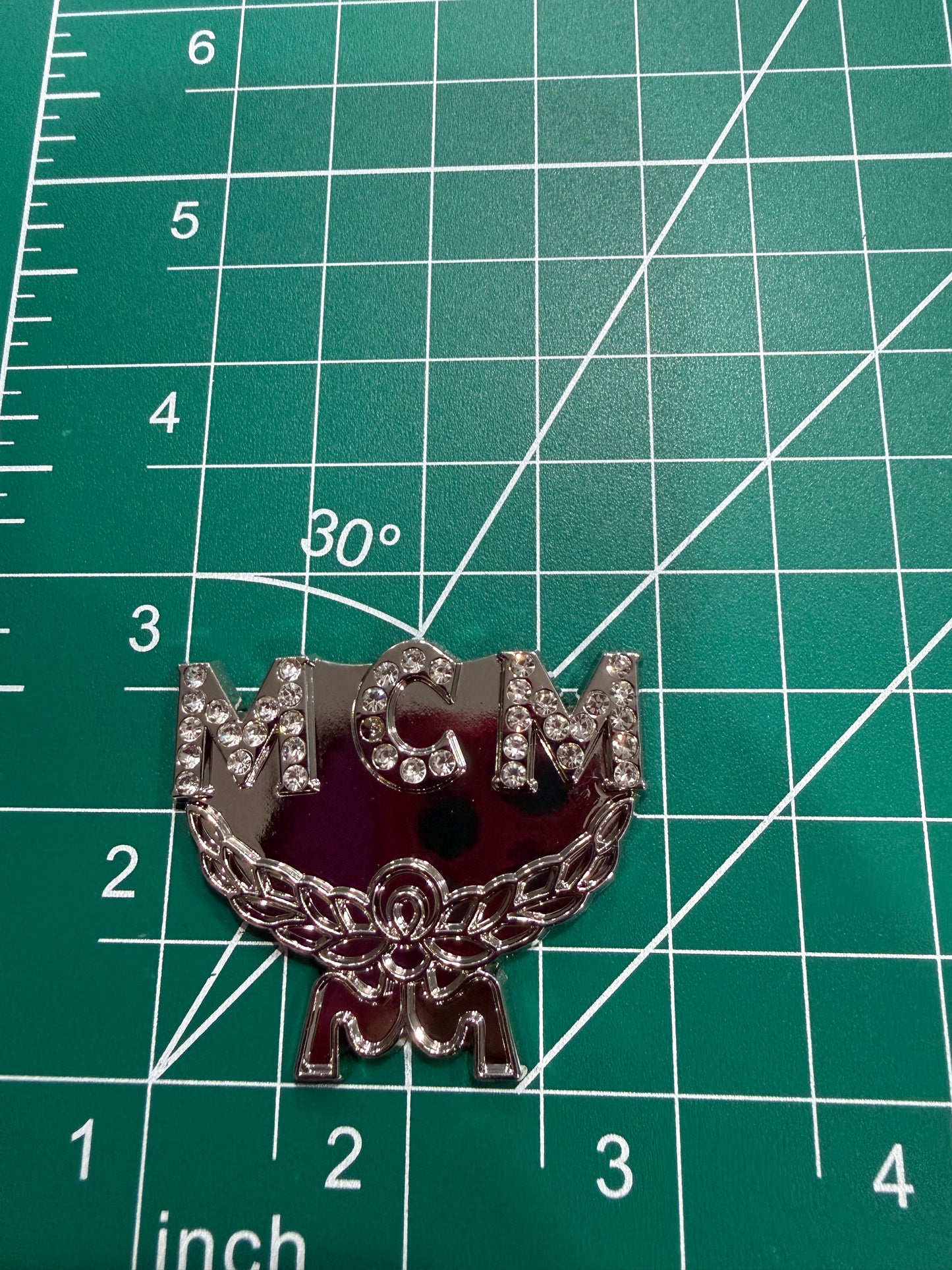 Luxury flat back charms Dio
