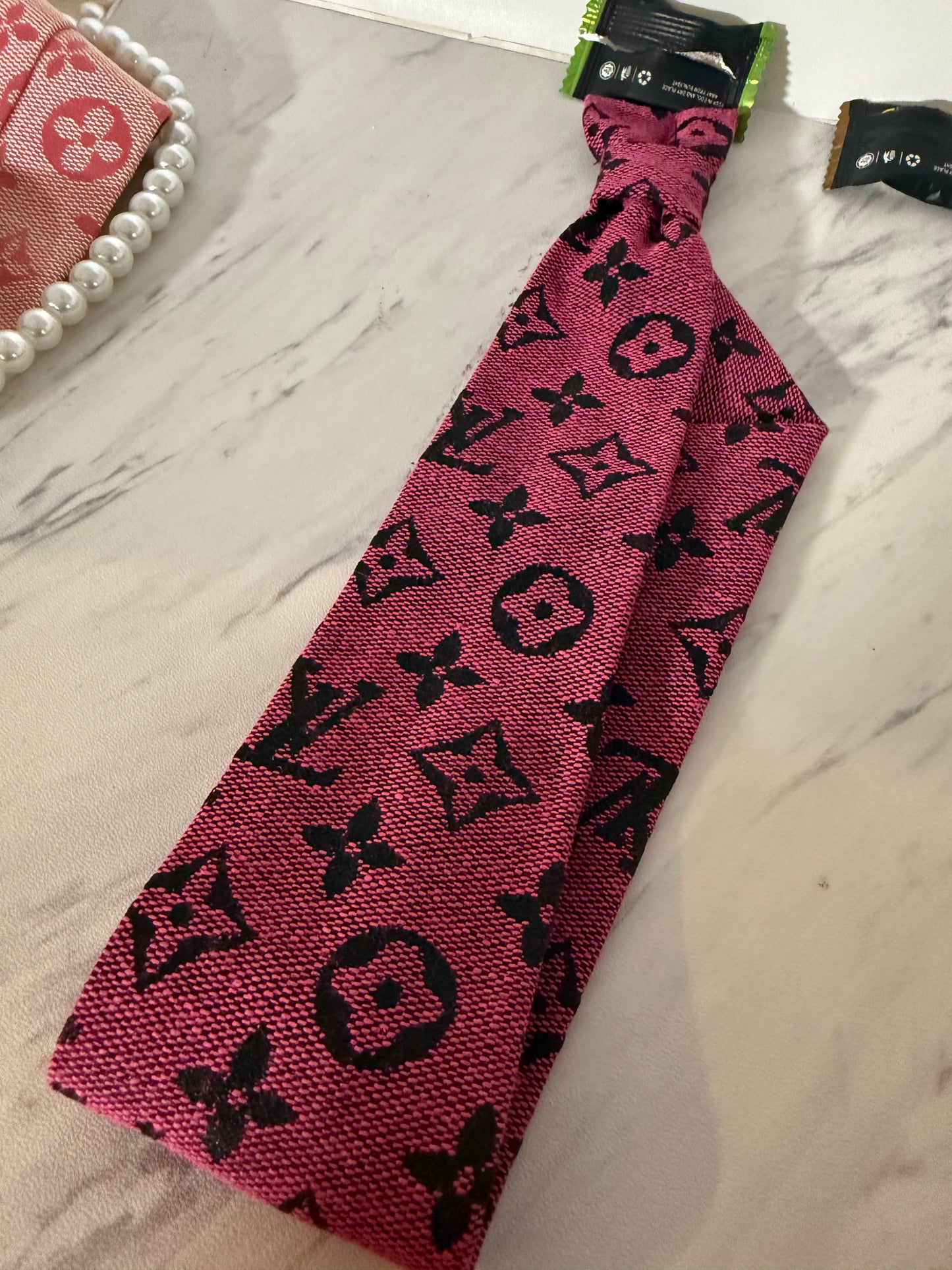 Tie