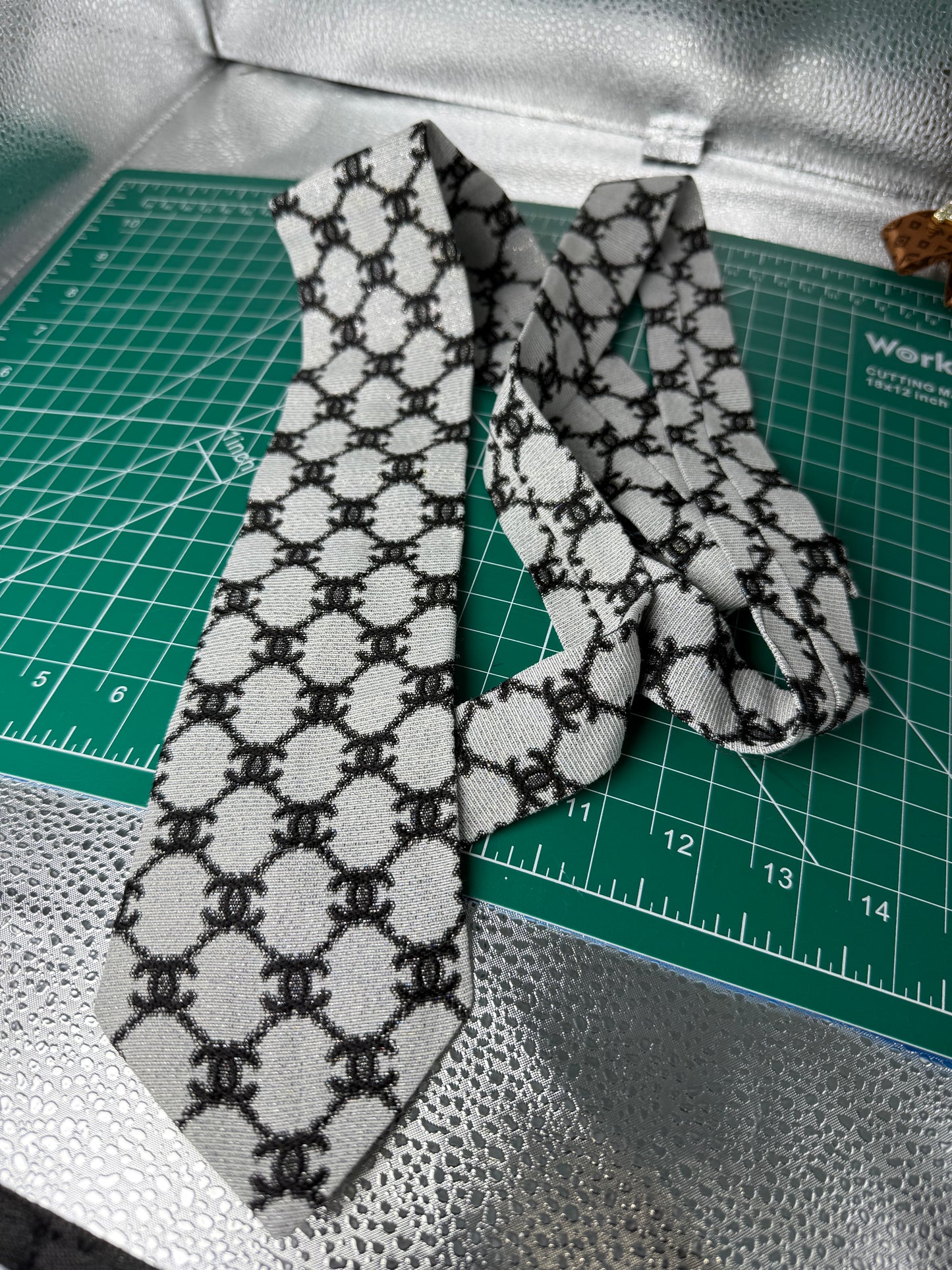 Luxury Men Tie 56 inches